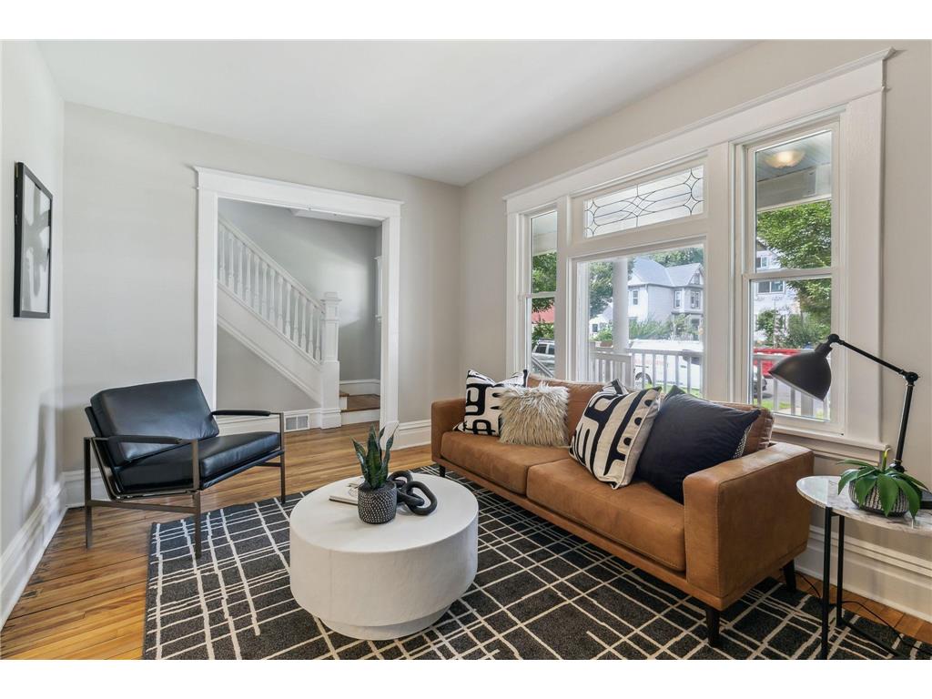 826 Charles Avenue Saint Paul MN 55104 6586516 image1