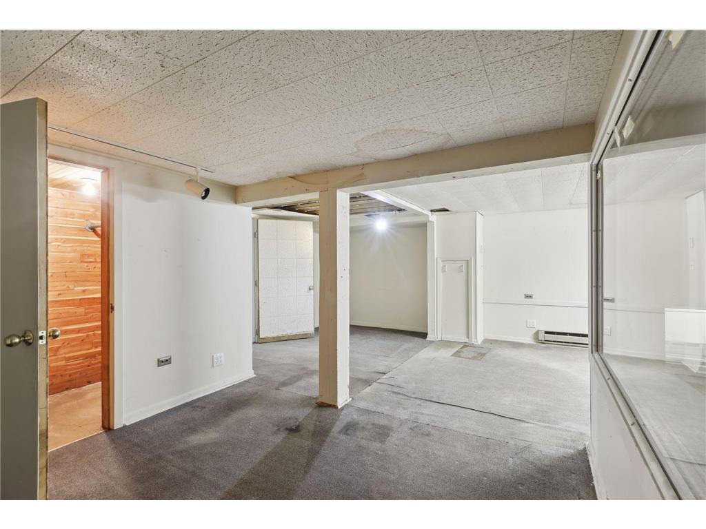 826 Como Avenue, Saint Paul, MN, 55103 | MLS: 6478003 | Edina Realty