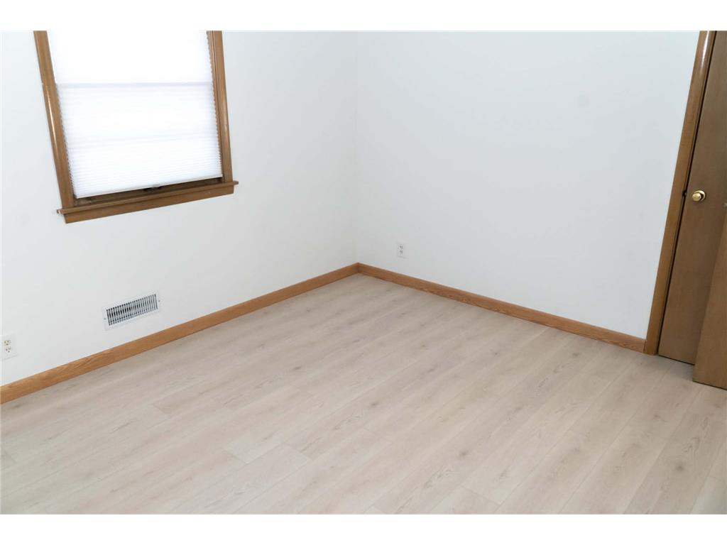 826 Elm Street Anoka MN 55303 7018770 image4