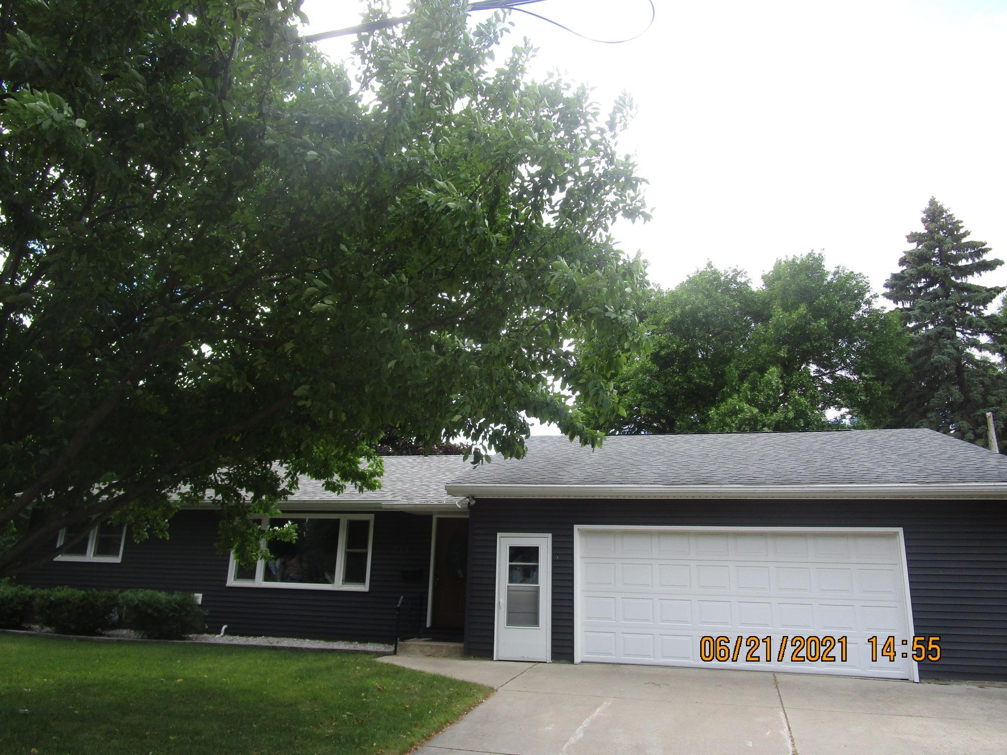826 Lincoln Avenue S Owatonna MN 55060 6012662 image1