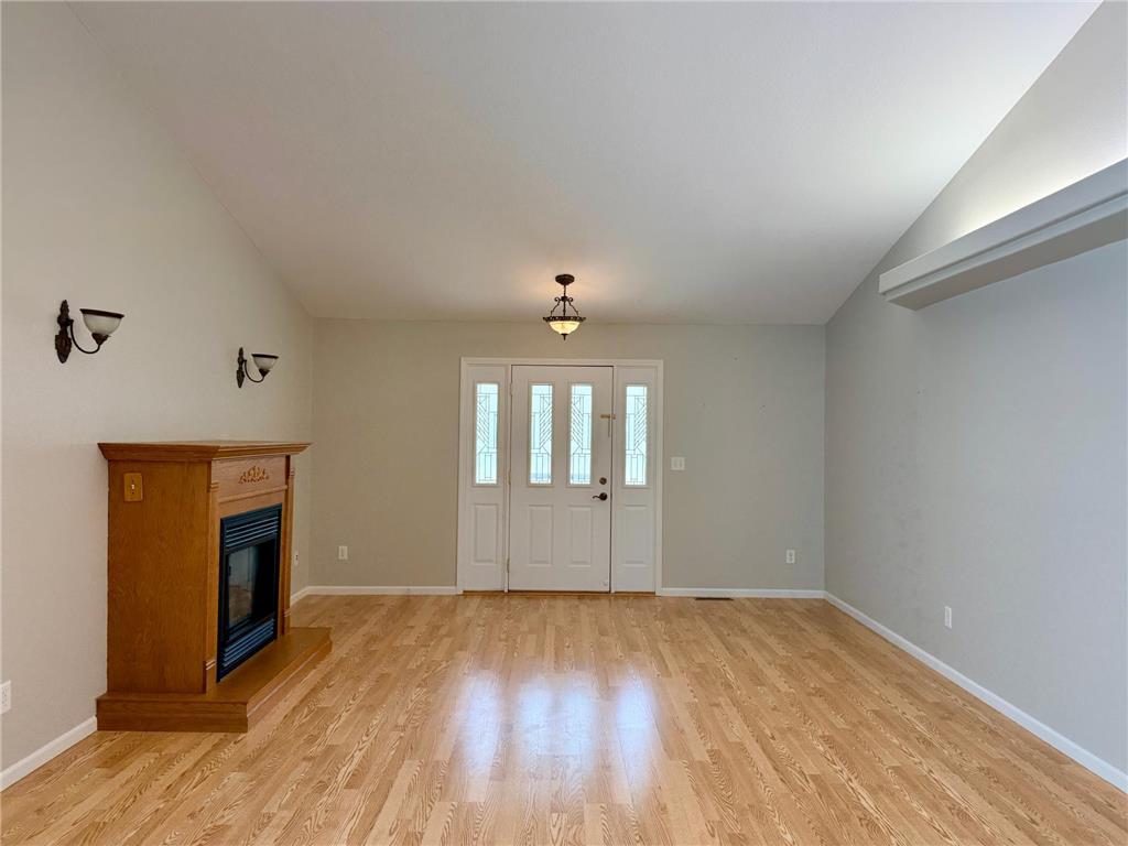 826 N McKay Avenue NE Alexandria MN 56308 7049429 image10