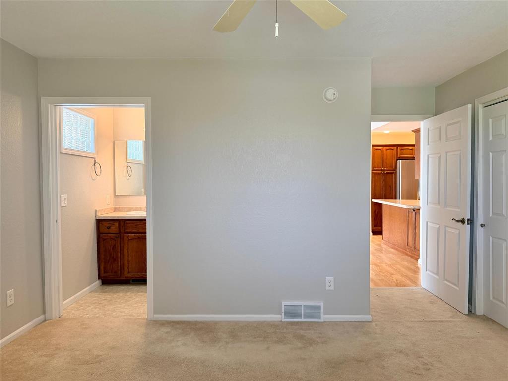 826 N McKay Avenue NE Alexandria MN 56308 7049429 image23