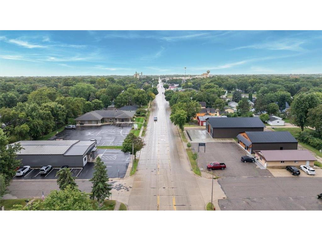 826 N Sibley Avenue Litchfield MN 55355 6784255 image50