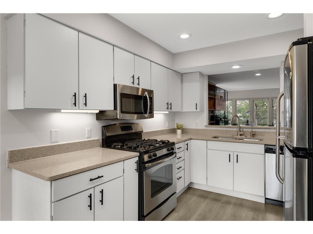 826 Summit Avenue Minneapolis MN 55403 7080705 image13