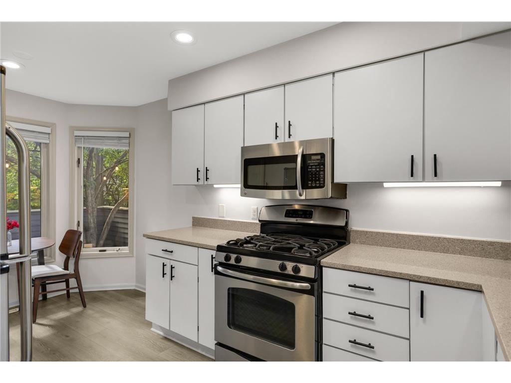 826 Summit Avenue Minneapolis MN 55403 7080705 image14