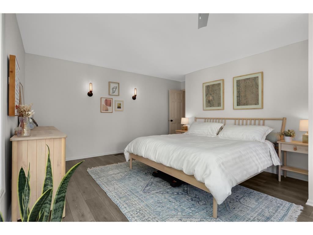 826 Summit Avenue Minneapolis MN 55403 7080705 image19