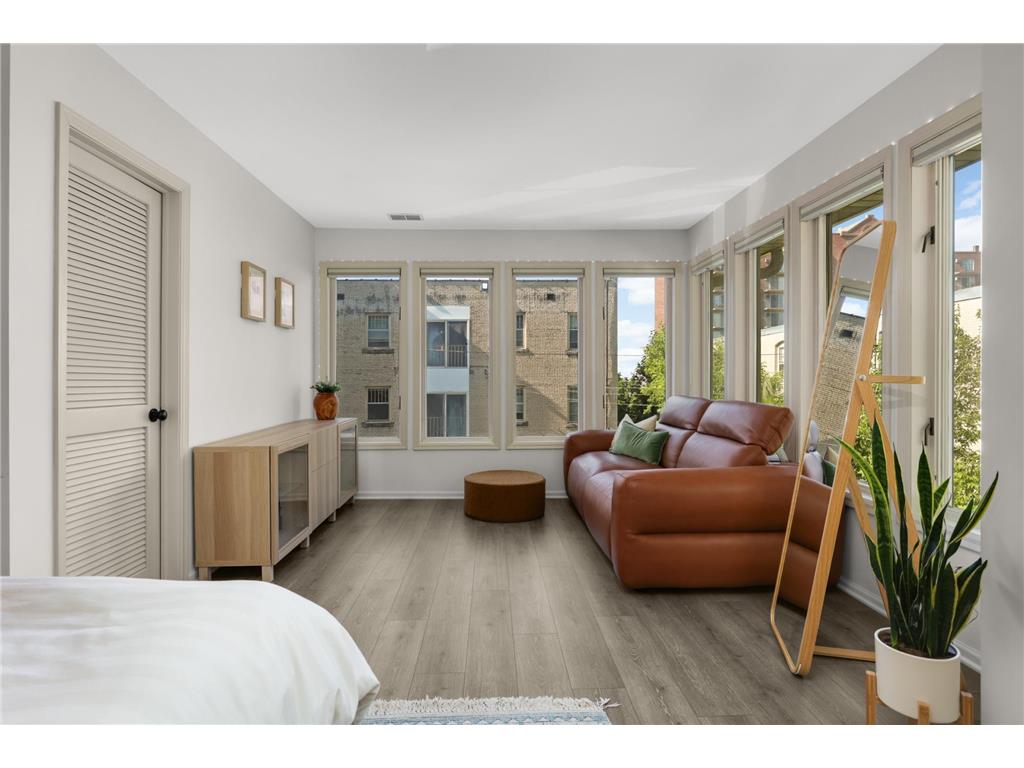 826 Summit Avenue Minneapolis MN 55403 7080705 image20