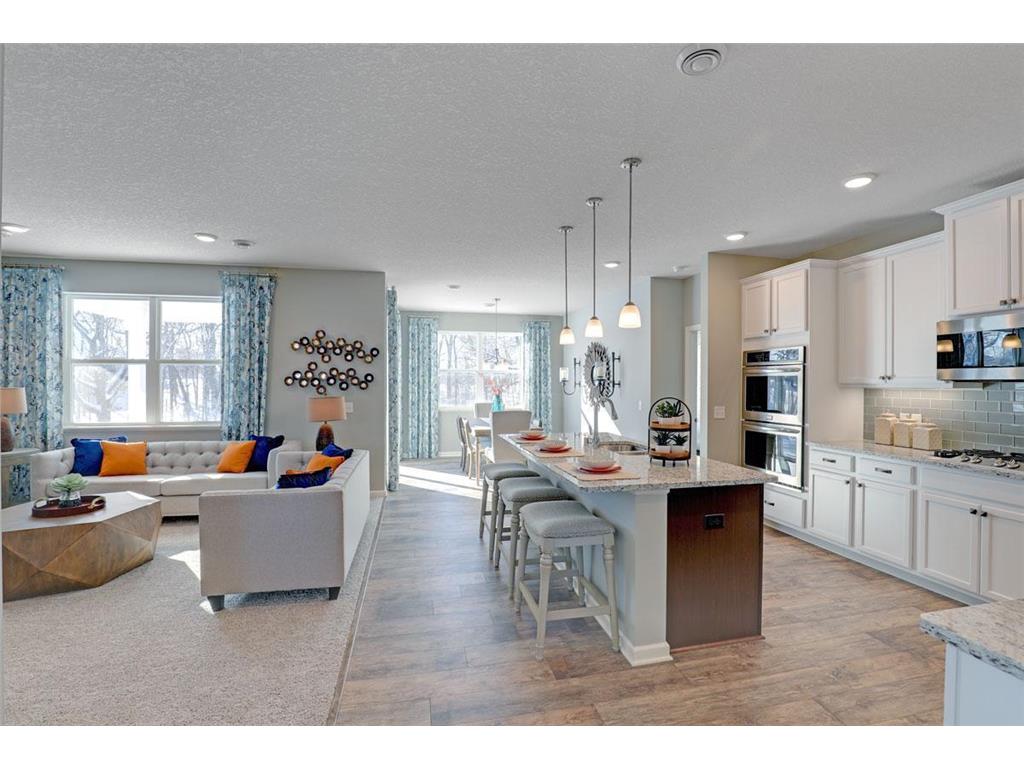 8261 183rd Street W Lakeville MN 55044 6236153 image1