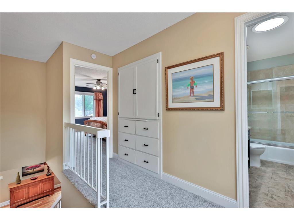 8264 Kingslee Road Bloomington MN 55438 7098775 image26