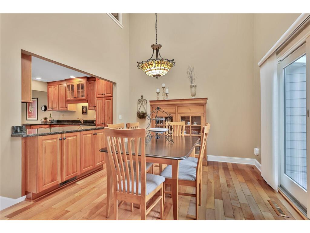 8264 Kingslee Road Bloomington MN 55438 7098775 image4