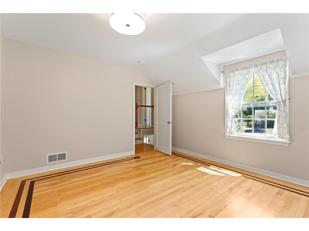 827 10 1/2 Street SW Rochester MN 55902 7067316 image29