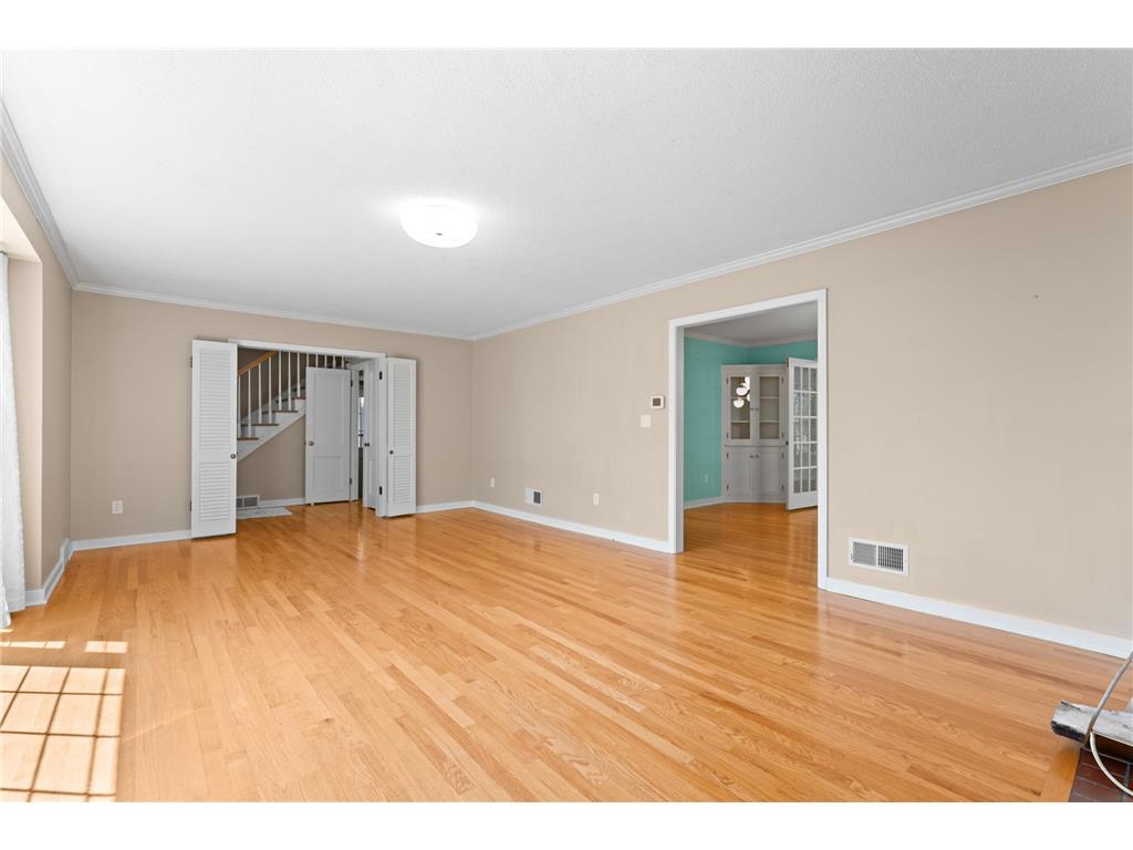 827 10 1/2 Street SW Rochester MN 55902 7067316 image6