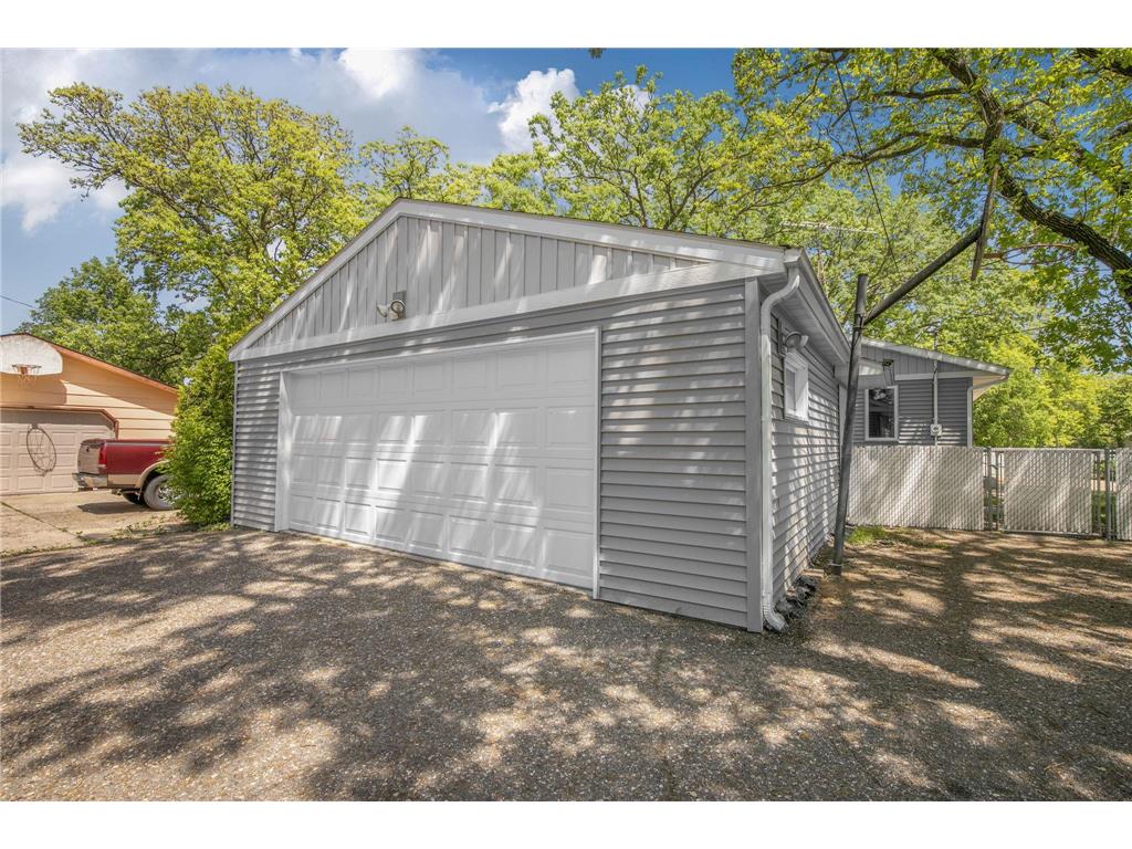 827 10th Avenue SE Saint Cloud MN 56304 7076909 image2