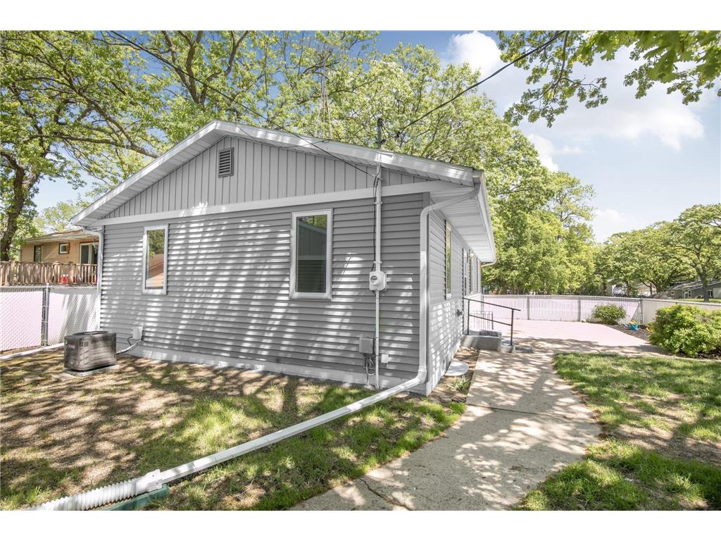 827 10th Avenue SE Saint Cloud MN 56304 7076909 image25