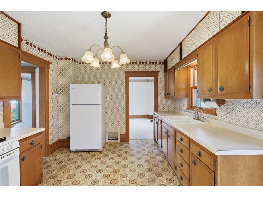 827 7th Avenue SW Faribault MN 55021 7058321 image8