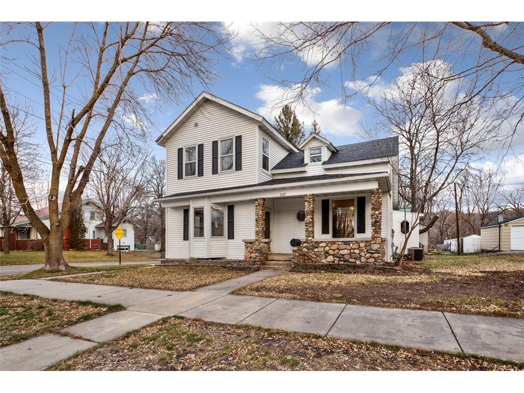 827 Central Avenue N Faribault MN 55021 6470690 image1