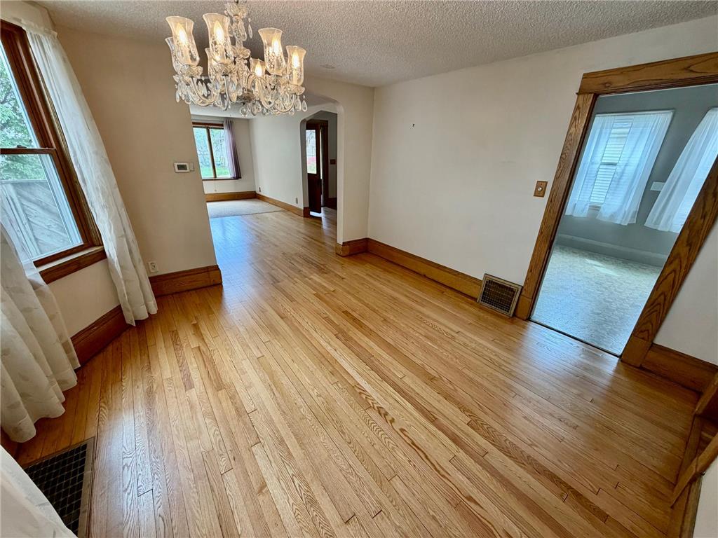 827 Lafond Avenue Saint Paul MN 55104 7074707 image11