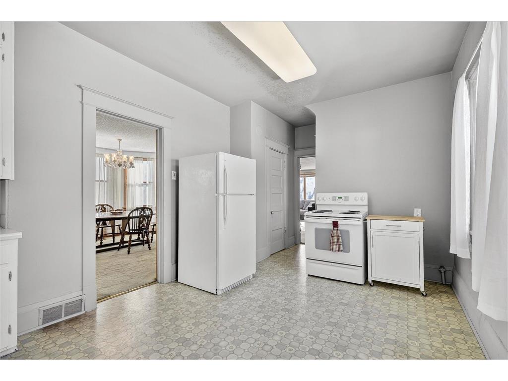 827 Lafond Avenue Saint Paul MN 55104 7074707 image15