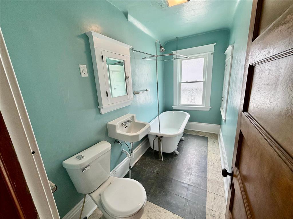 827 Lafond Avenue Saint Paul MN 55104 7074707 image21
