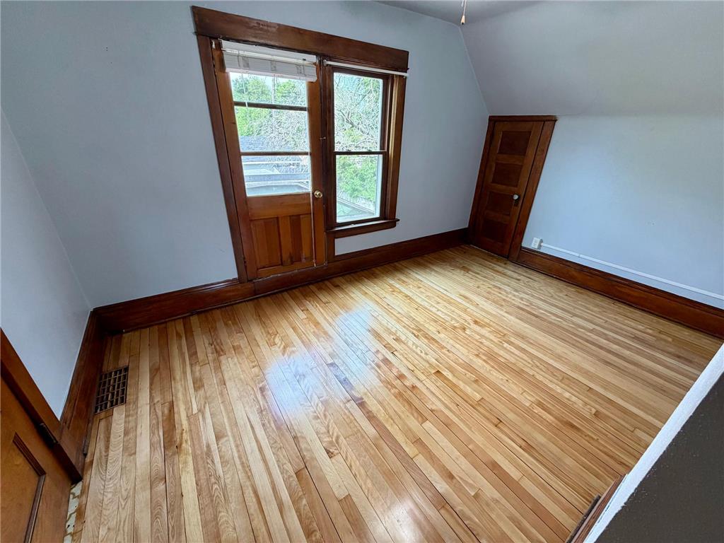 827 Lafond Avenue Saint Paul MN 55104 7074707 image24