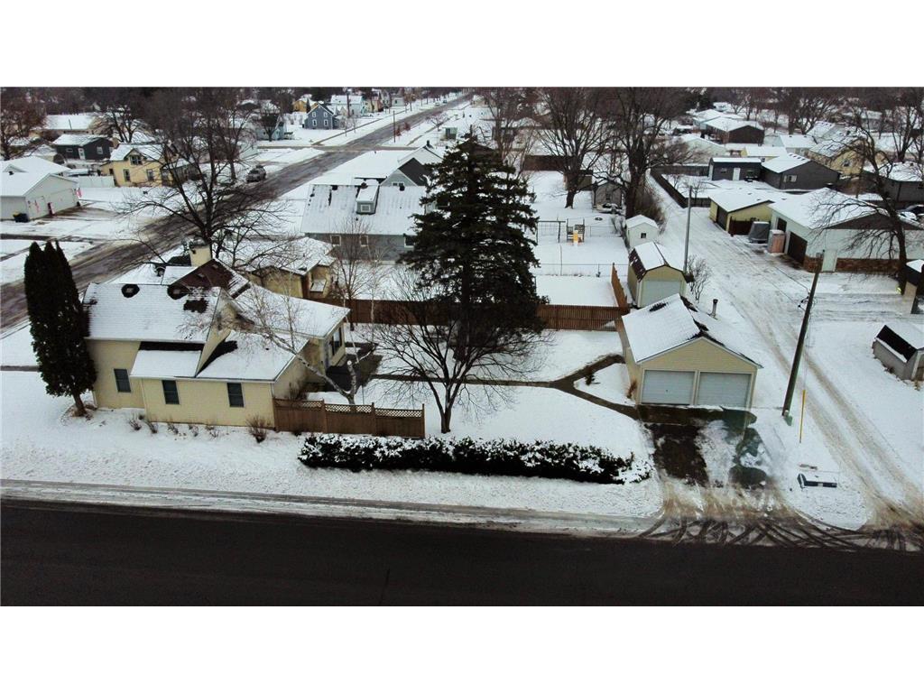 827 N Garden Street Lake City MN 55041 7002589 image40