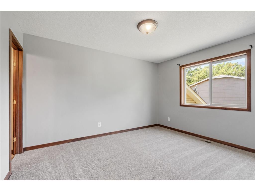 8270 120th Avenue N Champlin MN 55316 7098734 image24