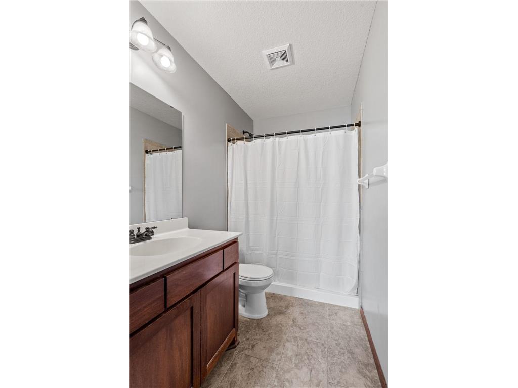 8270 120th Avenue N Champlin MN 55316 7098734 image27