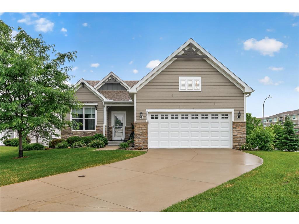 8270 Oakview Court N Maple Grove MN 55369 7087066 image2