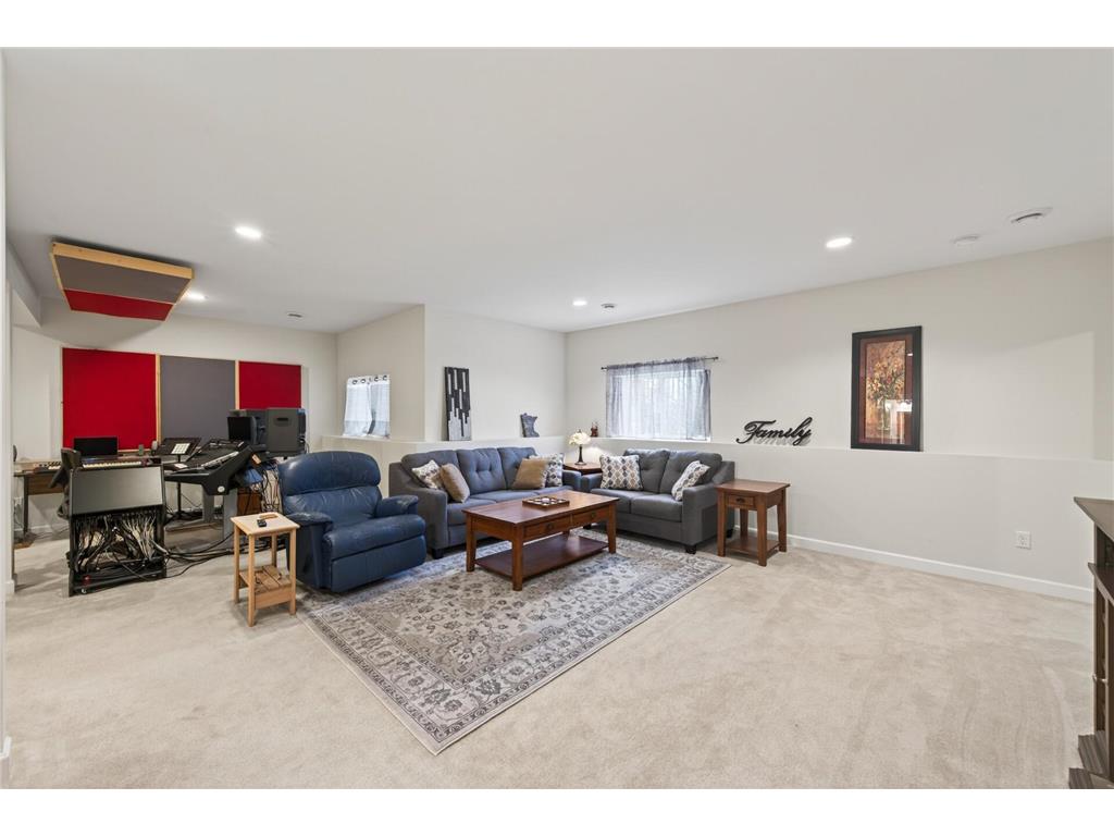 8270 Oakview Court N Maple Grove MN 55369 7087066 image32