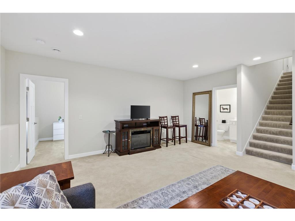8270 Oakview Court N Maple Grove MN 55369 7087066 image33
