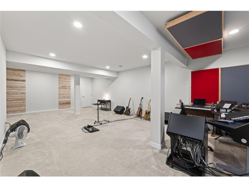 8270 Oakview Court N Maple Grove MN 55369 7087066 image36