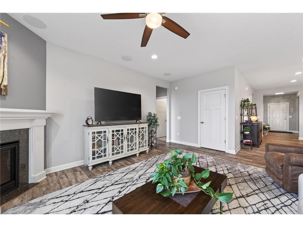 8270 Oakview Court N Maple Grove MN 55369 7087066 image8