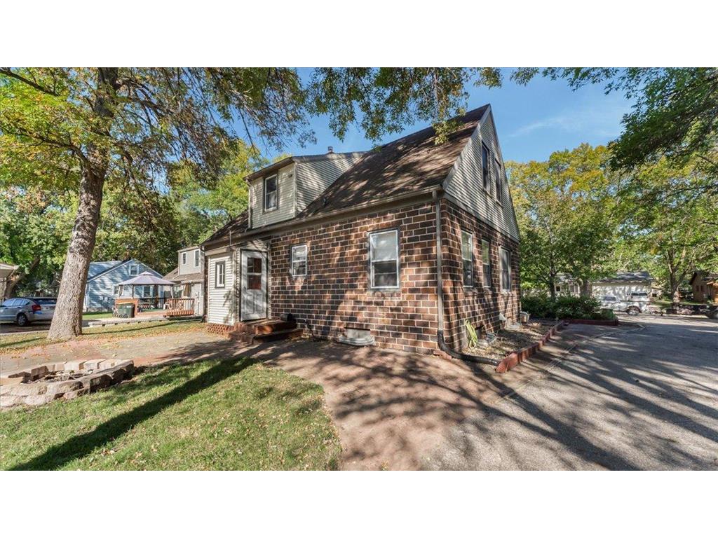 828 15th Street SW Willmar MN 56201 6789709 image32