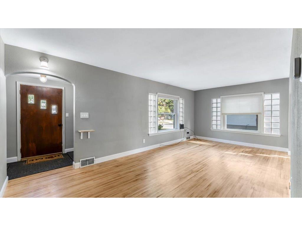 828 15th Street SW Willmar MN 56201 6789709 image4