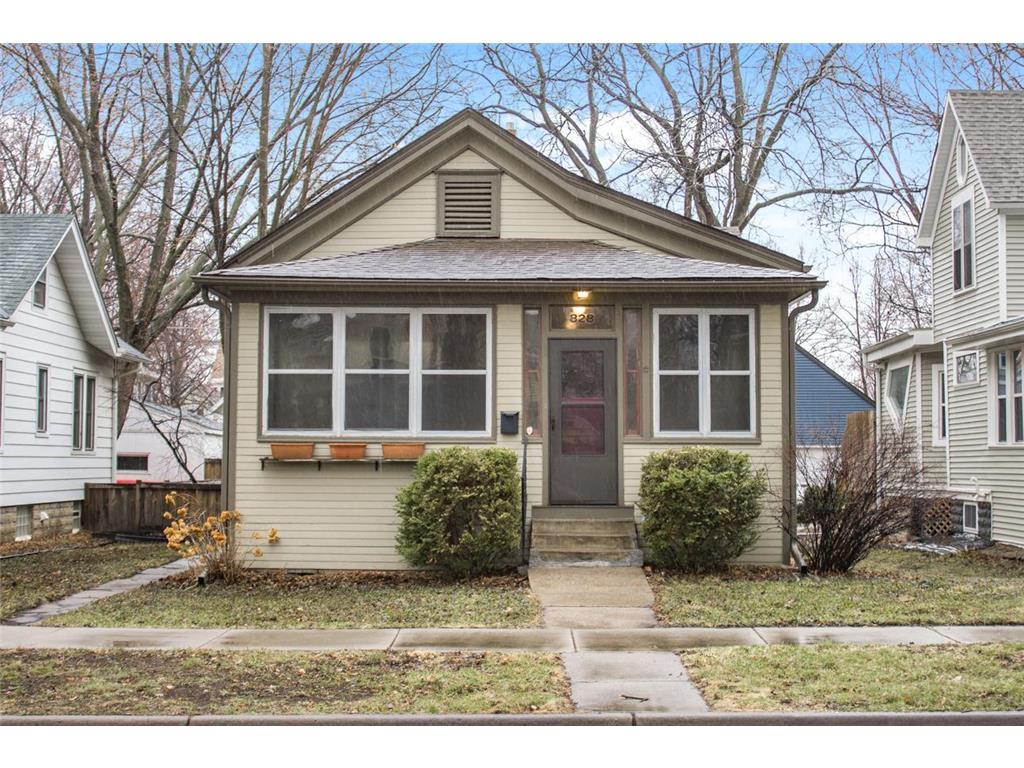 828 Armstrong Avenue Saint Paul MN 55102 7049040 image1