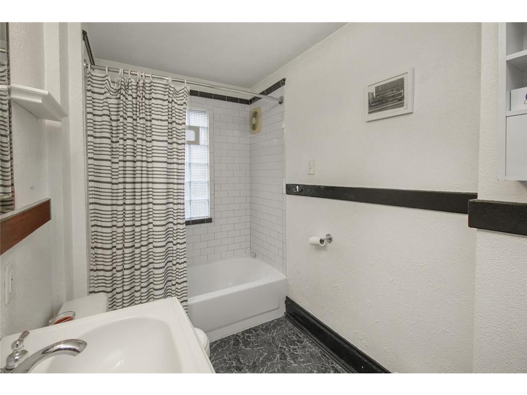 828 Armstrong Avenue Saint Paul MN 55102 7049040 image22