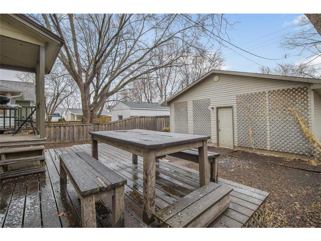 828 Armstrong Avenue Saint Paul MN 55102 7049040 image26