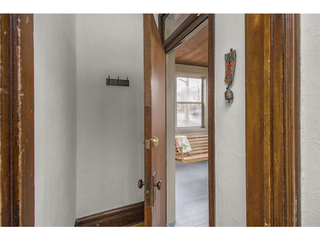 828 Armstrong Avenue Saint Paul MN 55102 7049040 image4