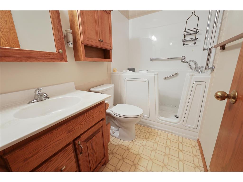 828 Brookwood Lane Sartell MN 56377 7048222 image35