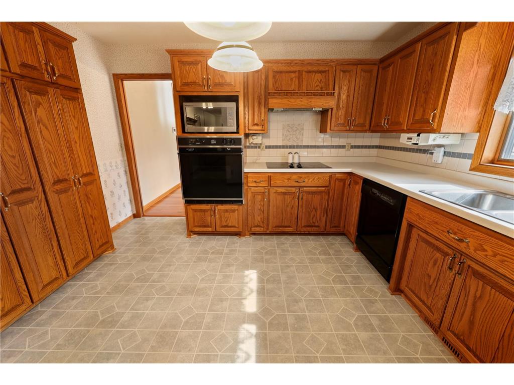 828 Brookwood Lane Sartell MN 56377 7048222 image8