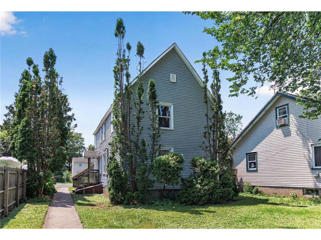 828 Englewood Avenue Saint Paul MN 55104 7102997 image1