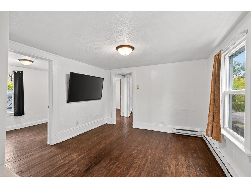 828 Englewood Avenue Saint Paul MN 55104 7102997 image15