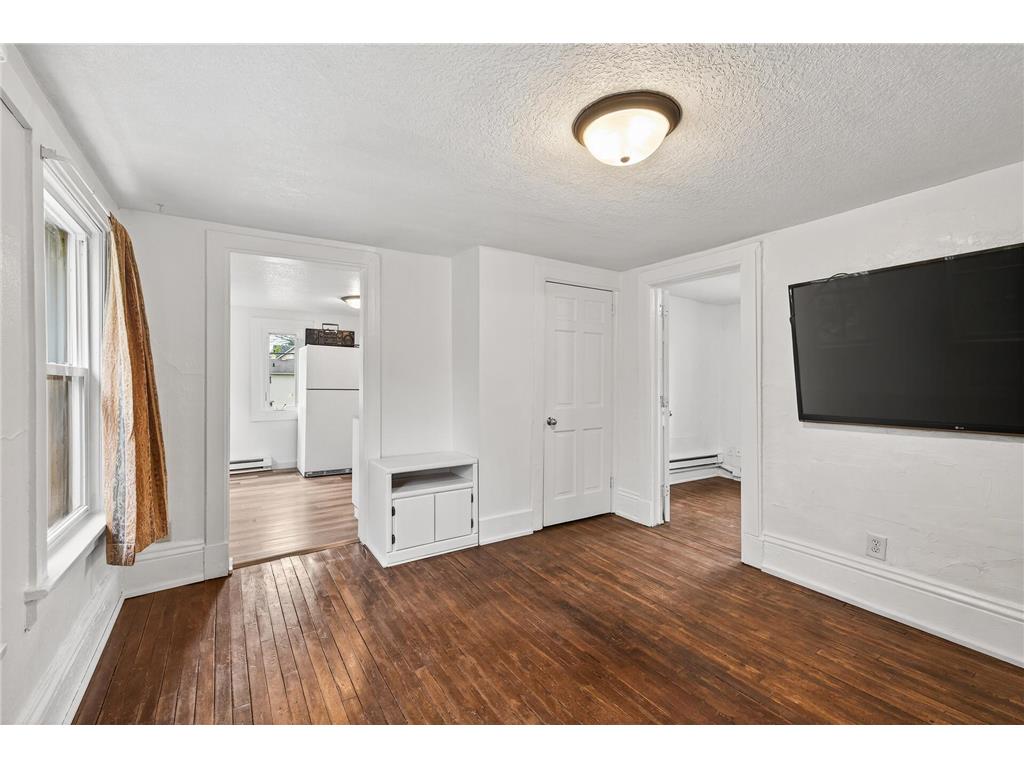 828 Englewood Avenue Saint Paul MN 55104 7102997 image16