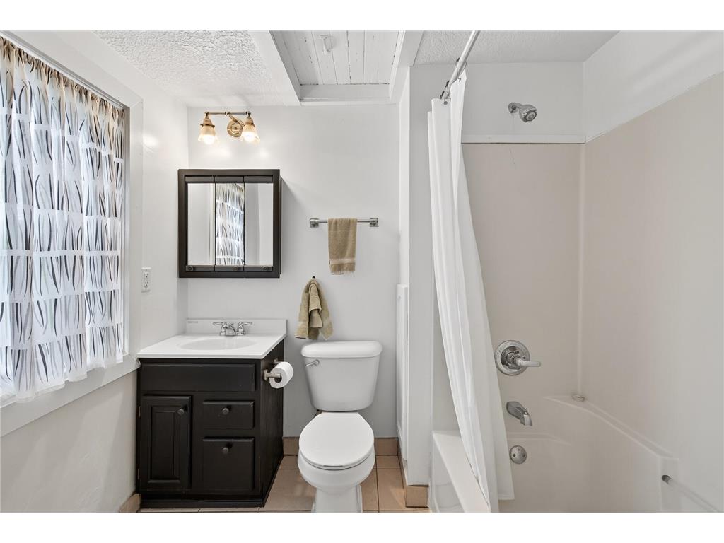 828 Englewood Avenue Saint Paul MN 55104 7102997 image25