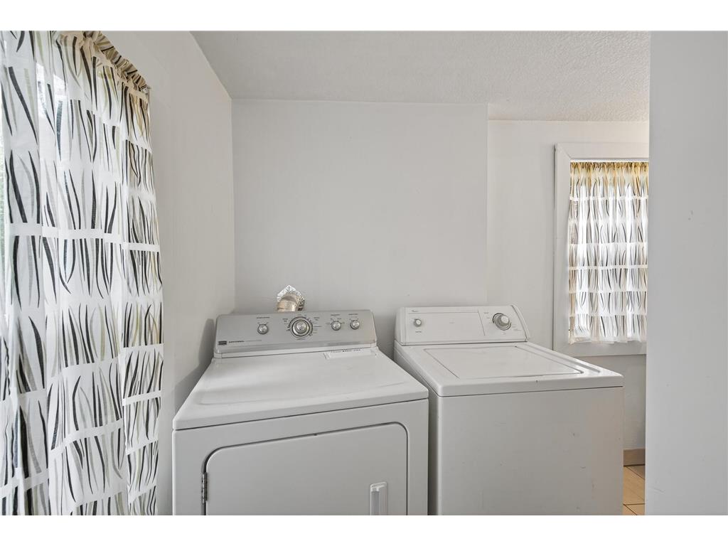 828 Englewood Avenue Saint Paul MN 55104 7102997 image26
