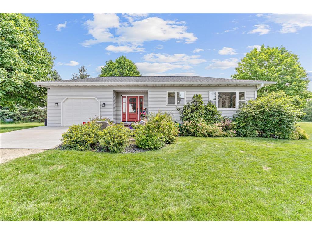 828 Glover Road Troy Twp WI 54022 6542887 image1