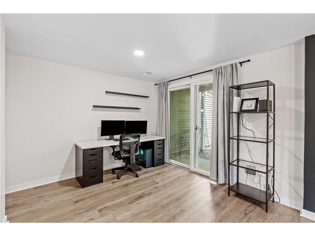 828 Sherwood Road Shoreview MN 55126 7084482 image39