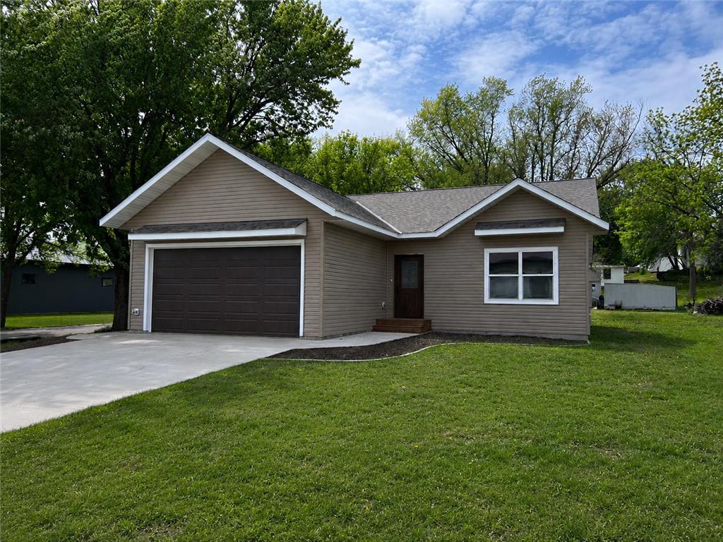 828 Spark Avenue Albert Lea MN 56007 7103463 image1