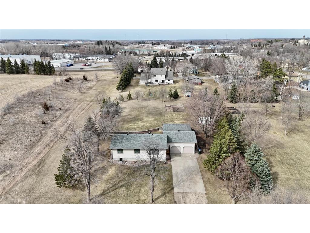 828 W Birch Avenue Fergus Falls MN 56537 7045640 image1