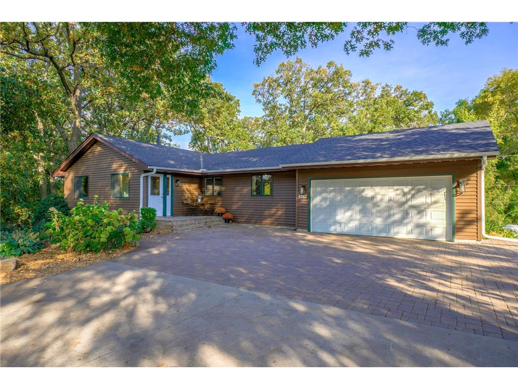 8282 Stillwater Boulevard N, Lake Elmo, MN, 55042 MLS 6436703 Edina Realty